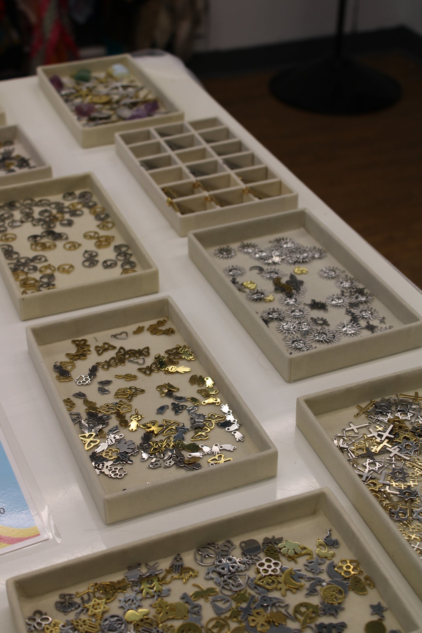 Charm Bar - Surprise Anklet (Paperclip)