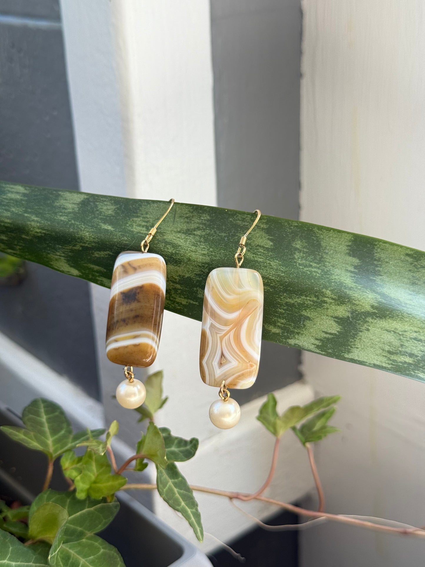 Natural African Botswana Agate Earrings w. Vintage Pearls