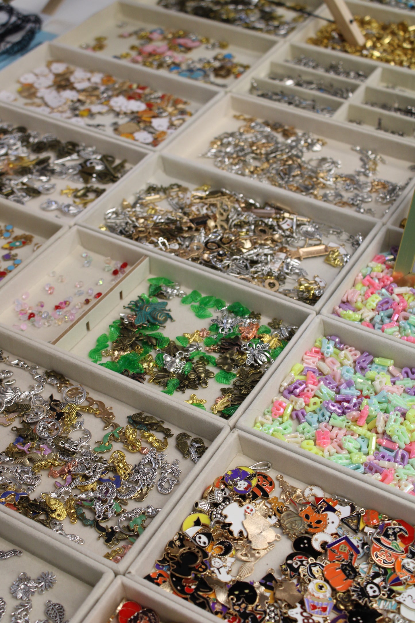 Charm Bar - Surprise Anklet (Paperclip)