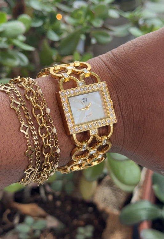 Vintage Watch (Gold)